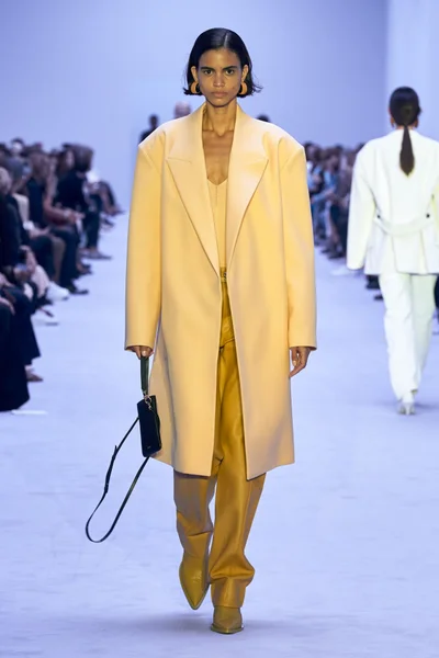 Look 6